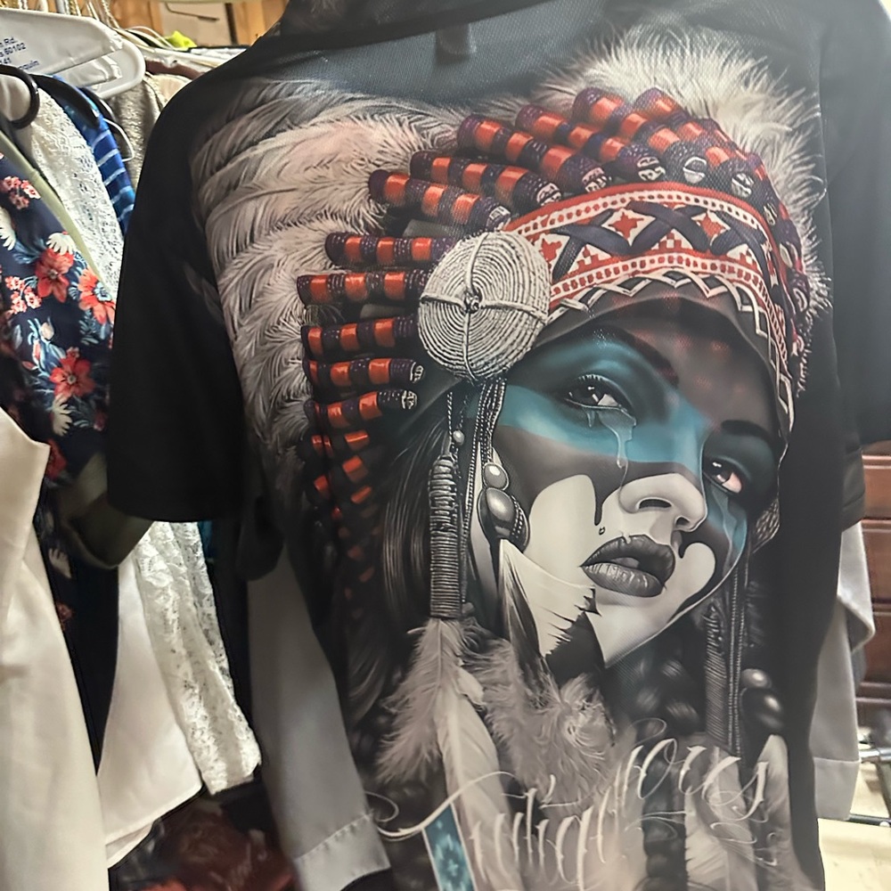 Chic Black Graphic Tee with Red and Blue Highlights